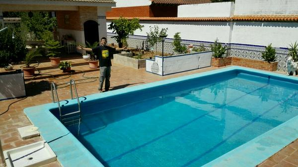 jaimekise's tweet photo. @Miguel90OneLove el rey de la piscina http://t.co/Ipr5Gn38HY