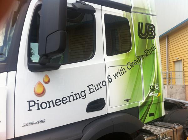 bioltec's tweet image. Projekt in UK: "Pioneering Euro 6 with Green Fuel" - two Mercedes Actros new (Euro 6) are converted to renewable fuel