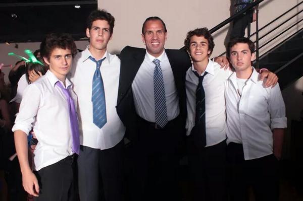 _blakeroberts's tweet photo. #fotoconunfamoso http://t.co/ZxawJHgKYU