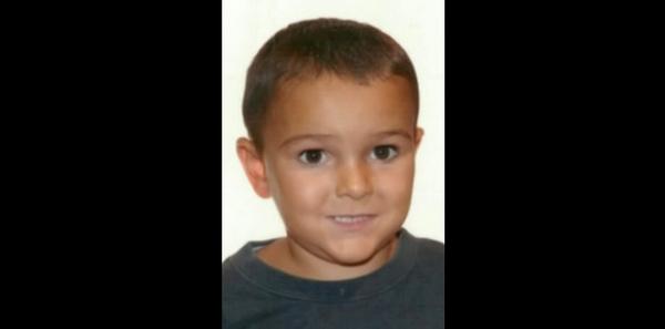 PowerOfRevenge's tweet image. Avis de recherche - Un enfant malade en danger de mort &amp;gt;&amp;gt; bit.ly/1tJXPjp