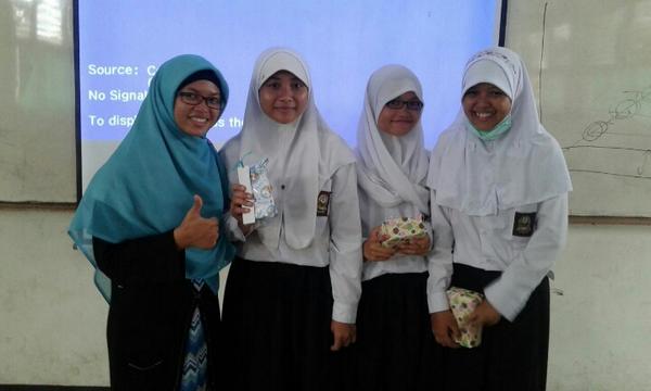 Keputrian SMAN5 tweet media