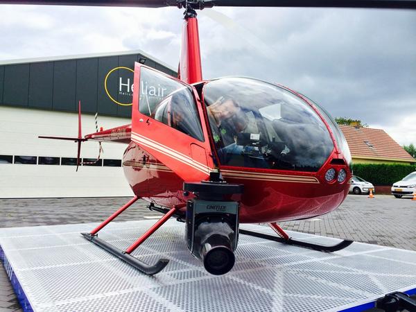 HeliAirNL's tweet photo. Aerials with the R44 #cineflex http://t.co/YaCY0DzwRu