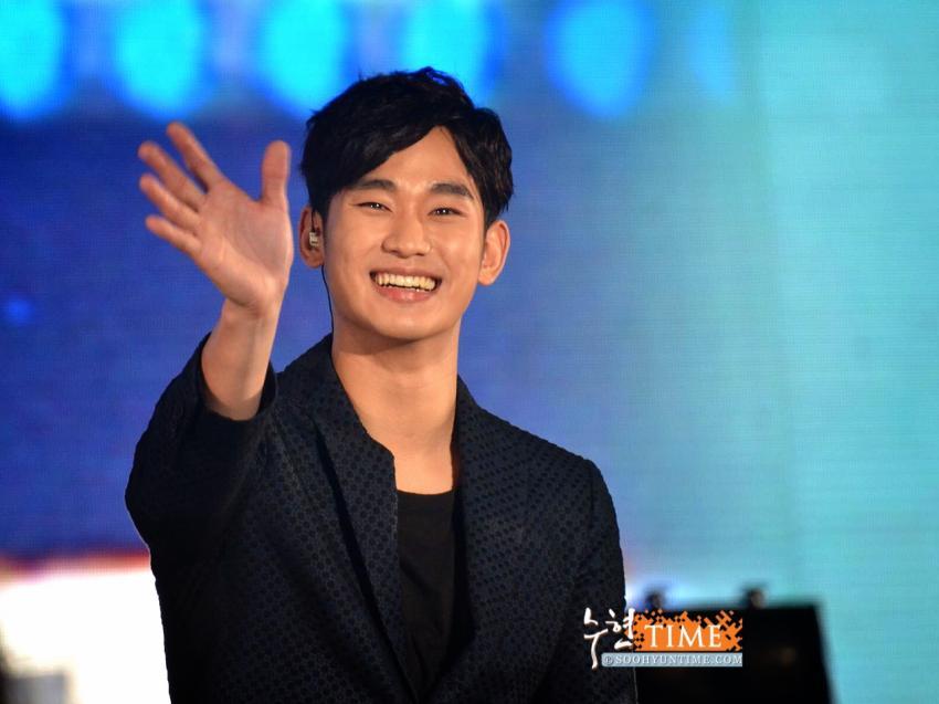 BwNpmQZCEAMf7gc.jpg:large