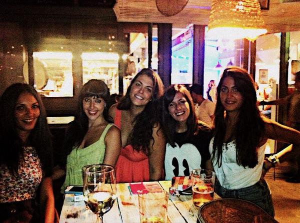 crisale89's tweet photo. MercadoVictoria @LucaIsa22 @Ratislaba @laucordobita ♣ http://t.co/A3bVwJKVHf