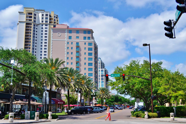 dtsp's tweet photo. Looking for things to do in #DTSP this #LaborDayWeekend? Check our FB: https://t.co/nV58hepRG7 #iloveDTSP http://t.co/sB24gNk4us