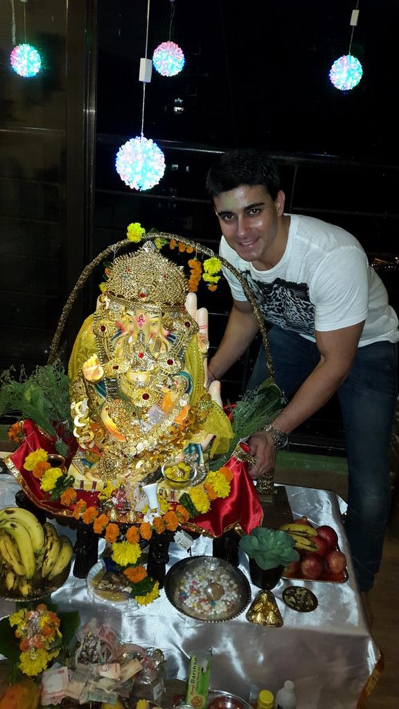 Embedded image permalink