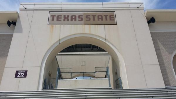 centexpw's tweet image. Today's office view. Rust removal