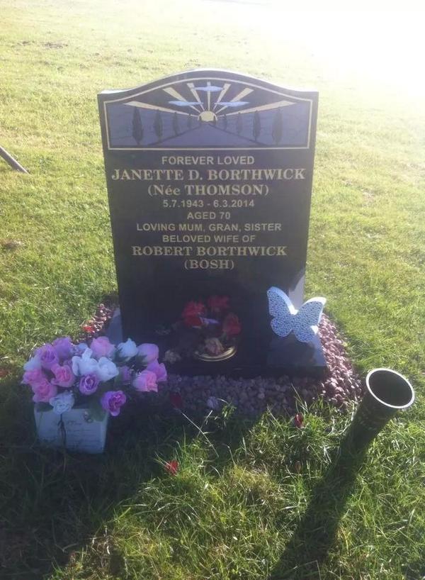 LimboLiam's tweet photo. Miss my gran I love you millions xxx http://t.co/Qao3lMhEXf