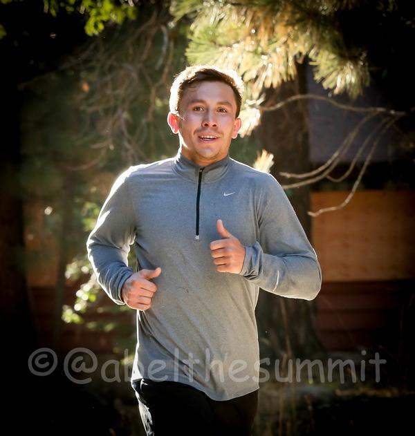 abelthesummit's tweet photo. GGG running amongst the pines and fresh air of Big Bear Lake @TomLoeffler1 @BernieBahrmasel @HBOboxing @BevMurraybbl http://t.co/O8eJJXcSbq