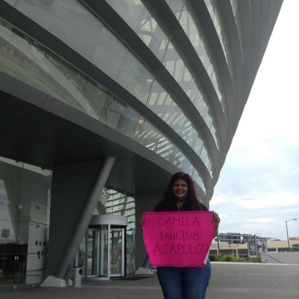 Camilafans_aca's tweet photo. @_anita_1 #CamilaEnAca Apoyándolos desde Acapulco,Gro a 0 km de distancia :) ¡Mucha Suerte! ¡Nos vemos mañana! http://t.co/vYtnCbmHjP