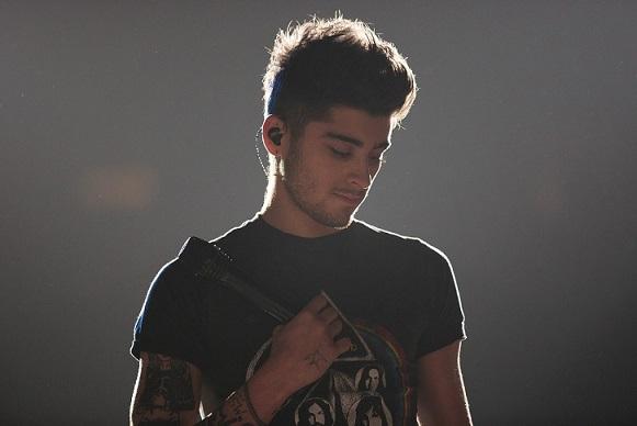 onedirection's tweet photo. If I think about the amount of effort by that no of people, it can blow my mind’ #WhoWeAreBook http://t.co/ULgw1PxJs9 http://t.co/eLv0qum6WJ
