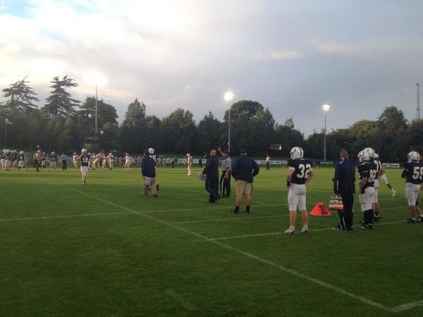 globalsportsguy's tweet photo. End of 1Q Penn Manor leads #gift2014 14-6 http://t.co/QmY7MjXxBX
