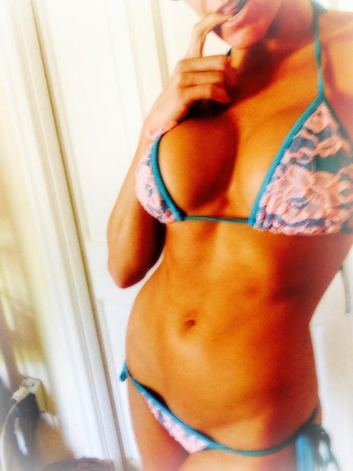 Bikini #friskyfriday @Playboy @PlayboyPlus love my #beachday http://t.co/51MKpK0S9U<a href="/tag/friskyfriday"class="tags">#friskyfriday</a><a class="tags" href="/tag/playboy">@playboy</a><a class="tags" href="/tag/playboy">@playboy</a><a href="/tag/beachday"class="tags"><span>#beachday</span></a>