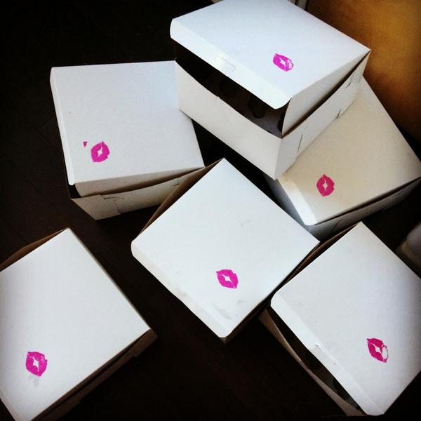 The funding is piling up! 9 DAYS LEFT! Consider "kickin' in" to our Kickstarter: bit.ly/soveryfood #kickstarter