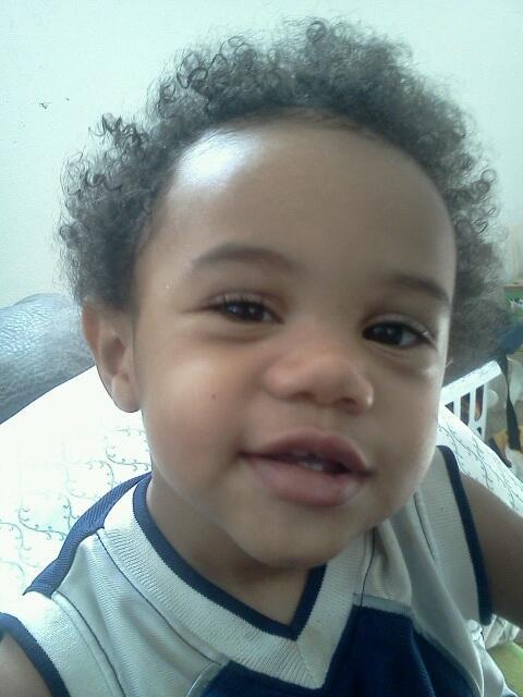 JayPanicMonsta's tweet photo. My son is the selfie king already!!! Lol. #FullTimeDad  #ChipOffDaOldBlock  #Dominick. http://t.co/M42clnhy3f