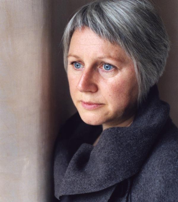 Happy Birthday Elizabeth Fraser of  The Cocteau Twins......Enjoy many more!!!!
   