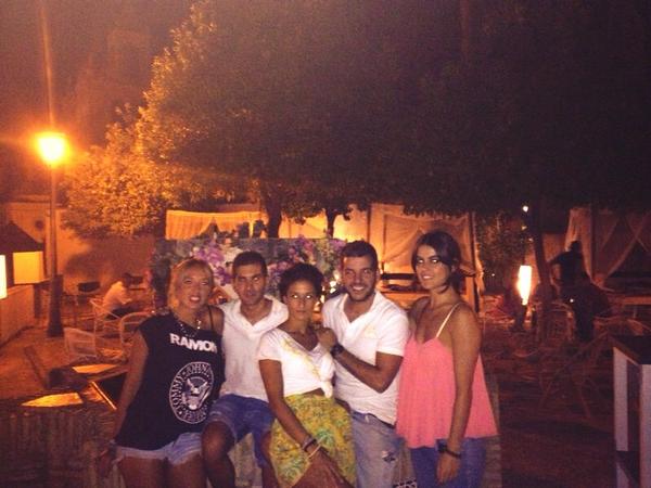 Carmencita_ita_'s tweet photo. @EnKalma y su equipazo!! http://t.co/sLV02T8uQC