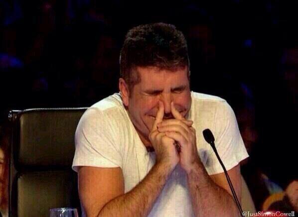 RhyleeRose's tweet image. That really awkward moment when your trying not to laugh in a serious situation: