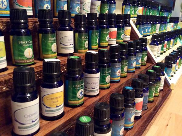 GuardiansofGrn's tweet photo. Essential Oils are wonderful to collect, http://t.co/7sUl7SNIuR