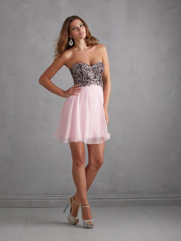 NightMovesProm's tweet image. Wish you had a pop of pink? 7207 embraces the blush trend, and it's oh so pretty.