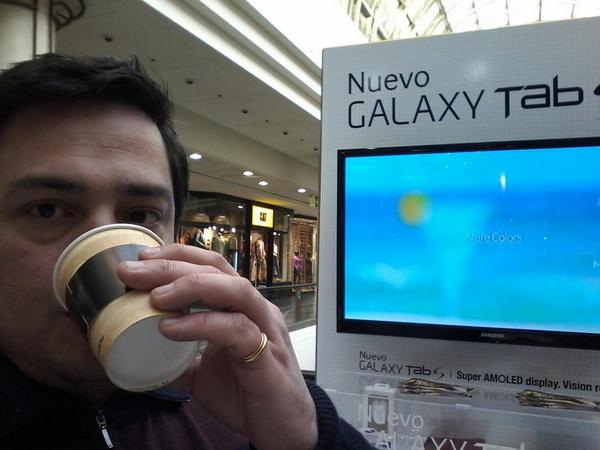 tumundotarot's tweet photo. Un rico cafè con mi nueva Tab S Challenge #CafeTabS en el Alto las Condes 
 http://t.co/3ey8zKmNBg