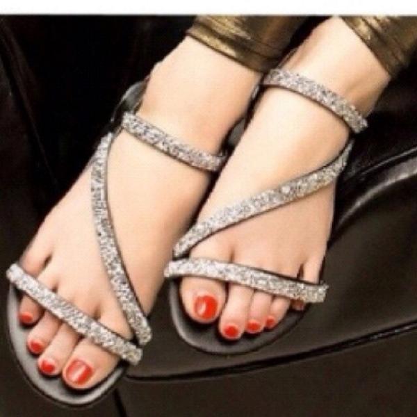 shoesflats's tweet photo. 95.000 http://t.co/QeZfjPF7B0