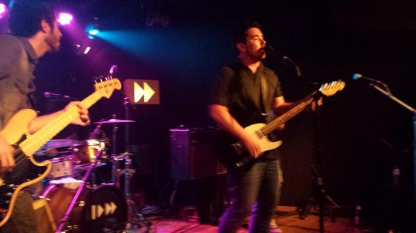 insonoro's tweet photo. @ClientesNoche @BlackBirdMusicC ahora. MUSICA ES VIDA http://t.co/br3ww7YIp6