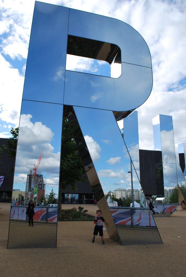 BladeBoyRio's tweet photo. @ParalympicsGB Rio's SO excited to see Para-swimming for the first time at #NPD2014 - great memories from #NPD2013! http://t.co/evzYheByQT