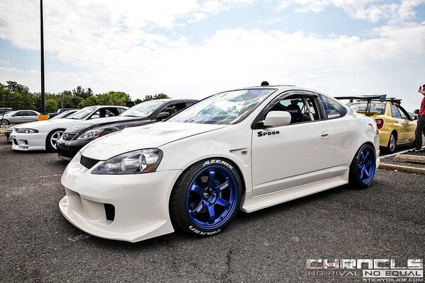 DrivingHaard's tweet photo. Bastante preparado va este Integra DC5 http://t.co/SkiehCwZav