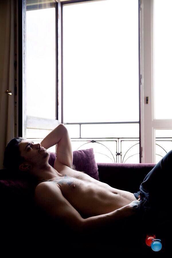 TattedBottom tweet picture