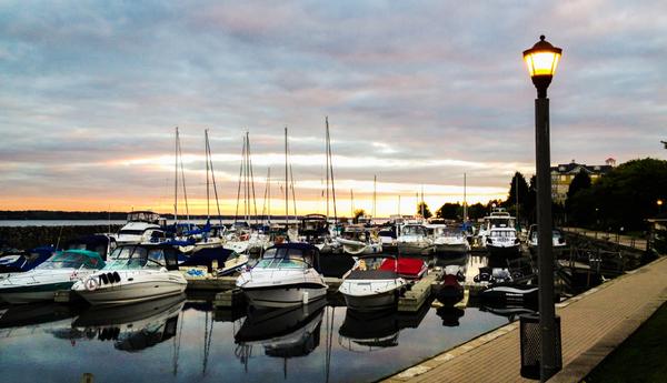 EndicottChris's tweet image. Happy Labour Day weekend, everyone. I captured this image last night at the #Prescott harbour. #latesummerbeauty