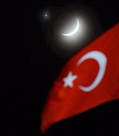 AHMTKURAL's tweet photo. Zafer Bayramımız kutlu olsun. http://t.co/YmgaWIDVWB