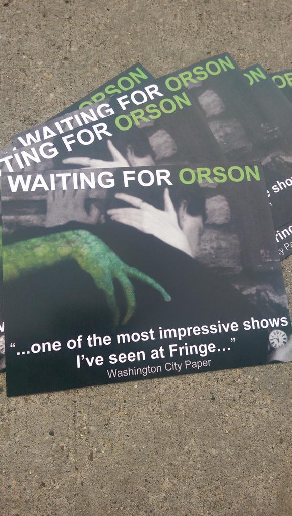 waitingfororson's tweet photo. Busking on Milwaukee! #orson #chicagofringe http://t.co/zQpteaItY0