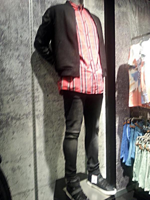 elise_hecht's tweet photo. Den lieben @CASPERxOFFICIAL gibt's übrigens bei Bershka zurzeit im Angebot :D http://t.co/iCmdkIWQBa