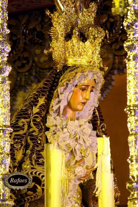 Belleza y dulzura bajo palio.