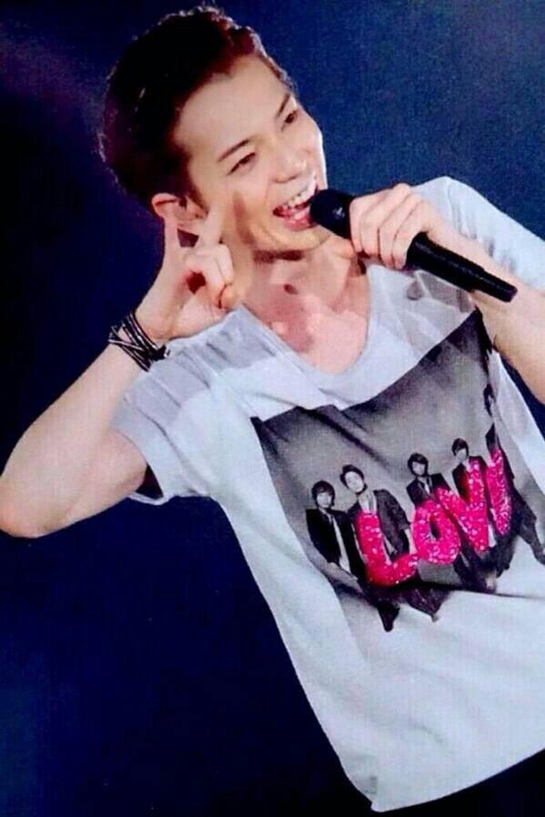 wasabi09282's tweet photo. 松潤happybirthday💕
コンサート演出頑張ってくれてありがとう
31歳おめでとう🎉🎉
ずっと大好きです💕
翔くんといちゃいちゃしてね💕
まおちゃんと結婚してね💕（笑）
ホントにおめでとうございます🎉🎉 http://t.co/7oamF2YZgz