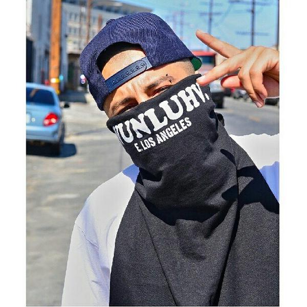wisemega_'s tweet photo. You can't kill, what was born dead, ya dig... #wunluhv #americanrevolver photo cred:double dee http://t.co/He7AeJ0yRO