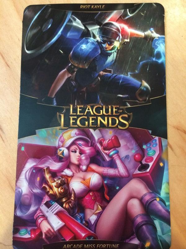 neobobfalcon's tweet photo. Follow and RT for a chance to win #RiotKayle AND #ArcadeMissFortune I'll pick a winner about 24 hours. Good luck. http://t.co/y29yG9B2iB