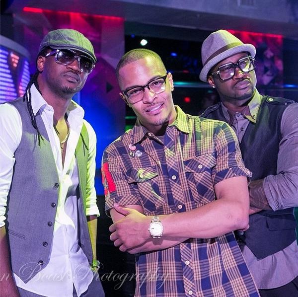 tunchenko's tweet photo. @danoman25 VIDEO:You got to see this awesome new video "Ejeajo" by P-Square ft. T.I http://t.co/96tU2f8bJe http://t.co/4iZ8zRBz2a