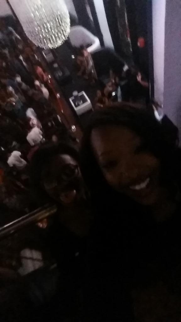 undeNAIYAble's tweet photo. VIP STATUS 💸 @highonJAE #we2live #TheEnrollment http://t.co/pJSgTm3aHq