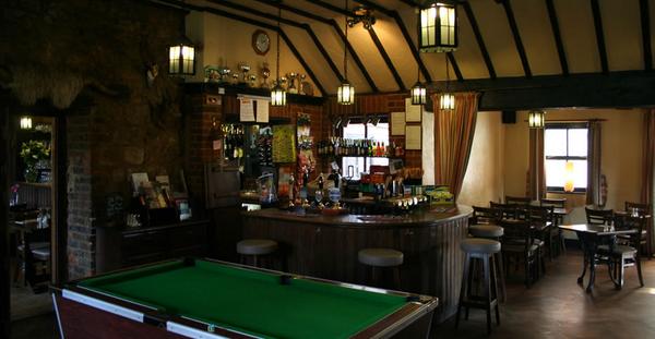 thewhiterockinn's tweet photo. We have a wide range of the best Kentish beers, a delicious menu &amp; a beautiful garden! http://t.co/gldxa97Rkm http://t.co/PaEveL329W