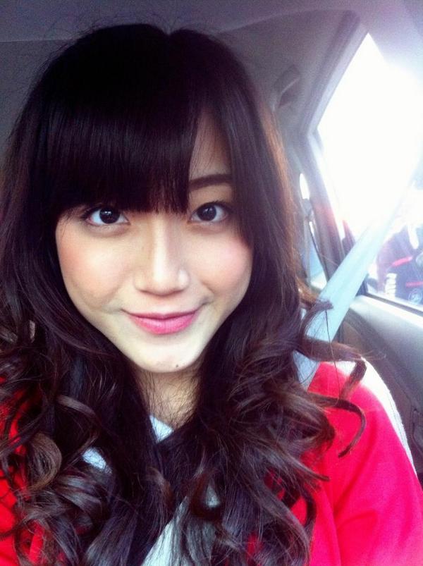 edgarrmovic's tweet photo. RT @SinkaJ_JKT48: Masih di perjalanan pulang… macet banget >.< http://t.co/UcbLjBGAaE"