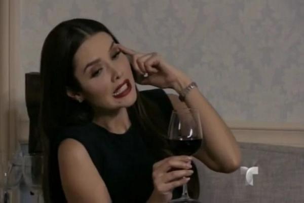 clarethclemantt's tweet photo. http://t.co/AiRRVpuHbv #MonicaRobles Vs #VictoriaNevarez #LaGober #ESDLC #A votar http://t.co/gMQeKfKXHF