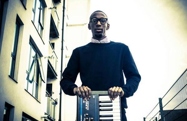 Audio preview buff.ly/1Arvoc7 Sun at <a href="/CharlieWrights/">Charlie Wrights</a> feat. <a href="/davidkofi_/">David Kofi</a> <a href="/AbbiAngus/">Abigail Angus</a> #fusion #jazz