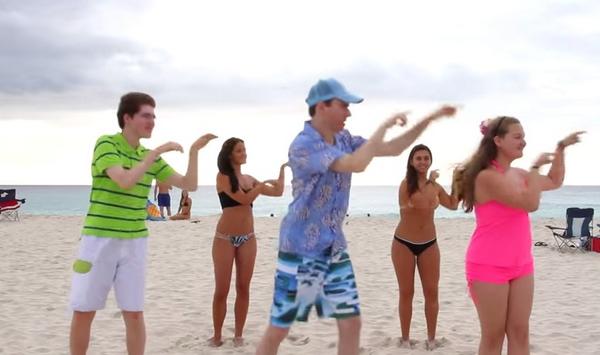 FrootNL's tweet image. Dit is de slechtste band ter wereld en toch vinden we ze fantastisch. #ThreeBeatSlide ow.ly/AQYCe