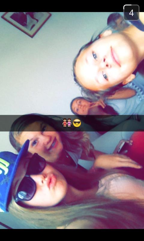 nikitavdwerf's tweet image. Bedankt voor de leuke verjaardag ♡ @lauuu_xox @nienke_3 #fiene