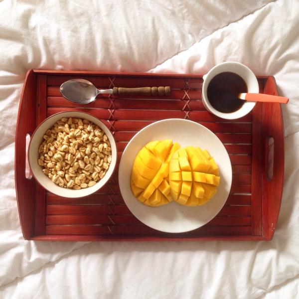 annedelajartre's tweet photo. Wake up Paris, c'est le week end ! #paris #weekend #adlj http://t.co/gSJXrlzvcM