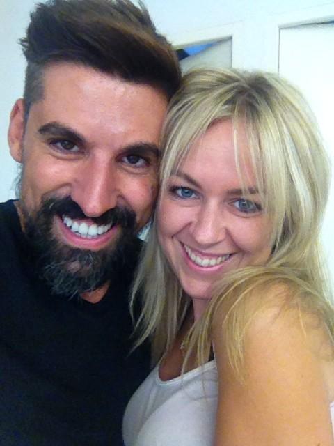 Santi_PMoreno's tweet photo. Con esta visita a mi Pelu la mañana no podía tener mejor color. Mi amiga @Ralcazarglez  guapa te como! http://t.co/nTr0x7VFCb