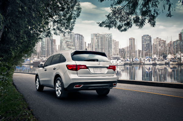 AcuraCanada's tweet photo. The best of both worlds. http://t.co/r8qLdn8kgp #Acura #MDX #LaunchIntoSummer http://t.co/VuEEdZB9xC