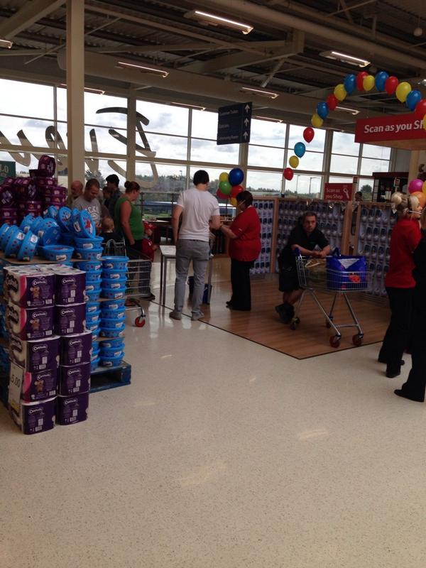 max2bmw's tweet photo. Scan as you shop rockin and rollin in Wisbech Extra. Come and have a go http://t.co/0162HKpGiL